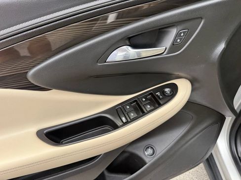 Used 2019 Buick Envision Preferred FWD image 26