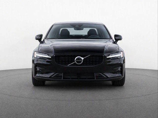 Used 2023 Volvo S60 B5 Plus w/ Climate Package AWD/4WD image 2