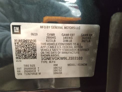 Used 2020 Chevrolet Traverse LT w/ Driver Confidence II Package image 33