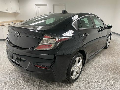 Used 2017 Chevrolet Volt LT image 5