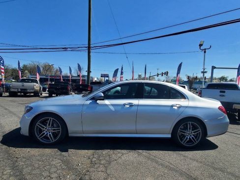 Used 2019 Mercedes-Benz E 450 4MATIC Sedan image 2