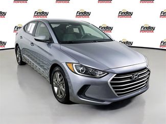 Used 2017 Hyundai Elantra SE image 1