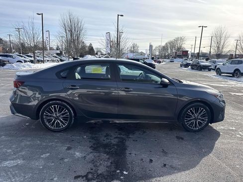 Used 2023 Kia Forte GT-Line image 9