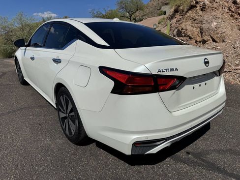 Used 2019 Nissan Altima 2.5 SV image 7