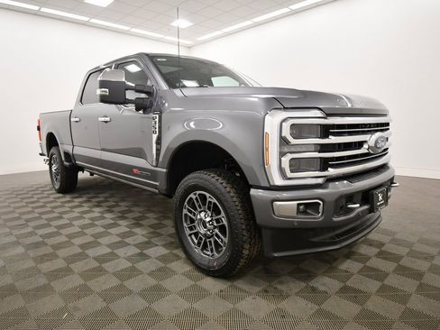 Used 2024 Ford F350 Limited image 10
