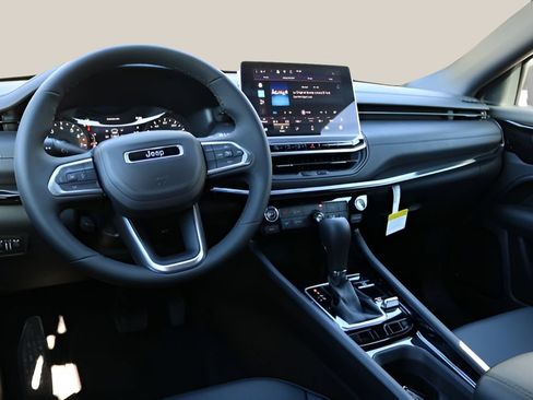 New 2026 Jeep Compass Latitude AWD/4WD image 13