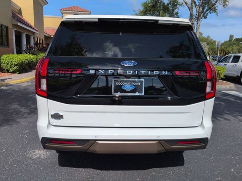 New 2026 Ford Expedition King Ranch AWD/4WD image 4