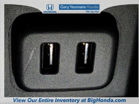 Used 2024 Chevrolet Equinox Premier FWD image 28