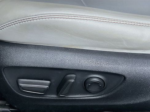 Used 2021 Toyota RAV4 XLE Premium FWD image 14