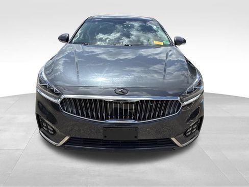 Used 2018 Kia Cadenza Limited FWD image 9