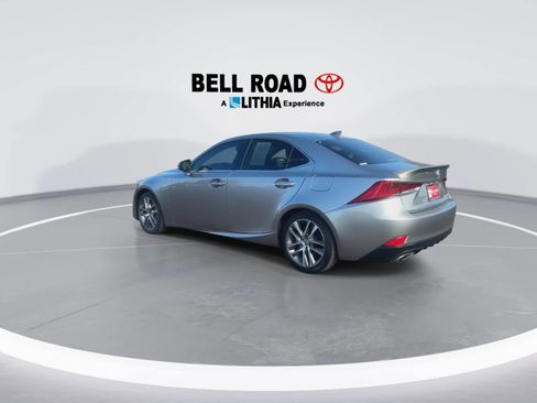 Used 2019 Lexus IS 300 image 6