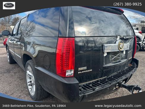 Used 2011 Cadillac Escalade ESV Platinum image 5