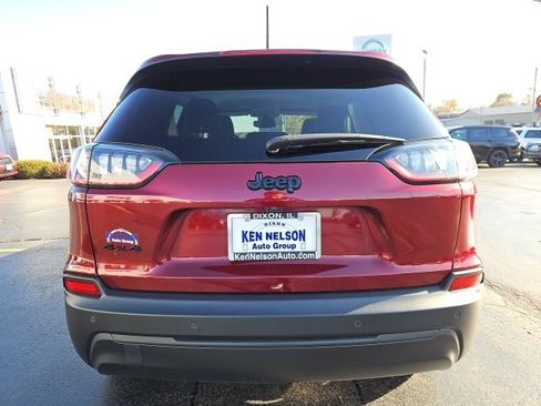 Used 2021 Jeep Cherokee Latitude Plus image 8