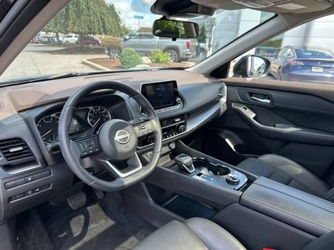 Certified 2023 Nissan Rogue SV w/ SV Premium B Package AWD/4WD image 12