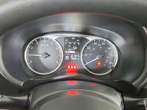 Used 2022 Nissan Kicks S FWD image 21