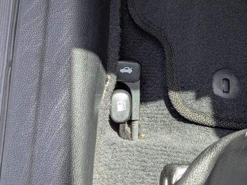 Used 2016 Hyundai Elantra SE FWD image 19