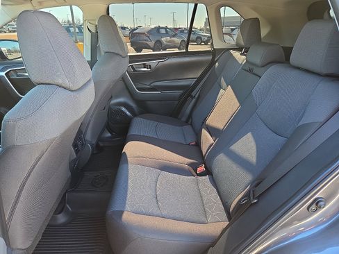 Used 2025 Toyota RAV4 XLE image 10