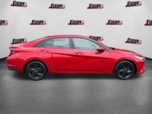 Certified 2023 Hyundai Elantra SEL w/ Cargo Package image 4
