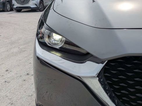 Used 2022 MAZDA CX-30 AWD 2.5 S w/ Premium Package image 9