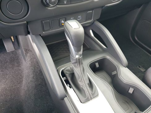 New 2025 Nissan Frontier SV image 25