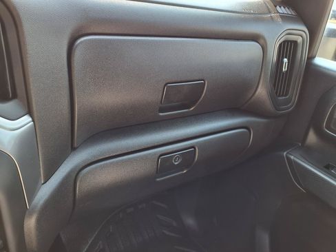 Used 2025 GMC Sierra 2500 Pro w/ 1SA Pro Safety Plus Package AWD/4WD image 16