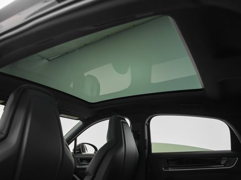 Certified 2026 Porsche Cayenne Coupe AWD/4WD image 48