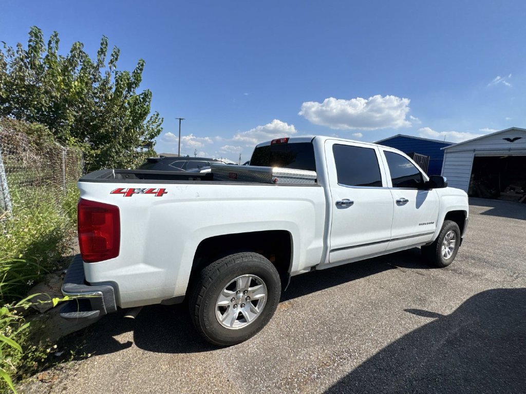 Used 2018 Chevrolet Silverado 1500 LTZ AWD/4WD image 13