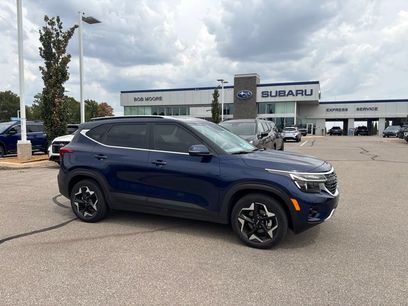 Used 2025 Kia Seltos EX w/ EX Sunroof Package