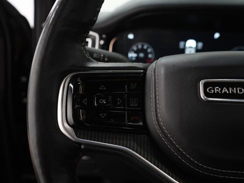 Used 2022 Jeep Grand Wagoneer Series II AWD/4WD image 28