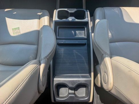 Used 2019 Honda Odyssey EX-L image 12