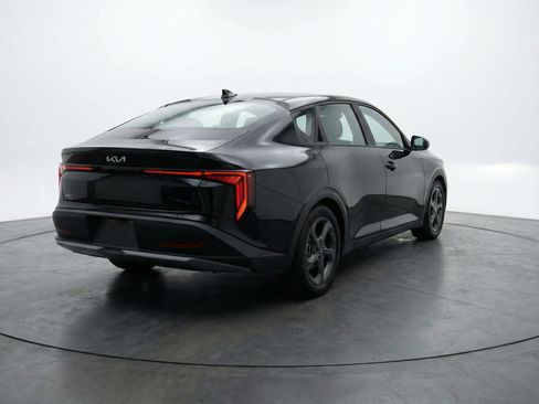 Used 2025 Kia K4 FWD image 9