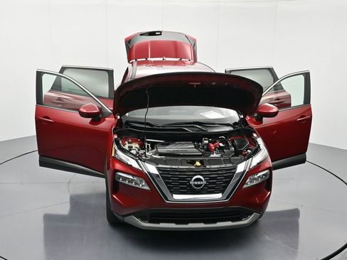 Used 2023 Nissan Rogue SV image 44