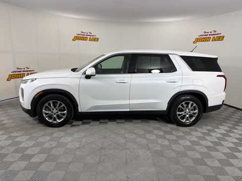Used 2020 Hyundai Palisade SE FWD image 2