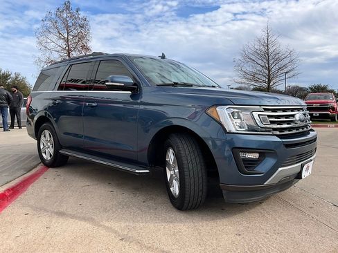 Used 2020 Ford Expedition XLT w/ Equipment Group 202A image 5