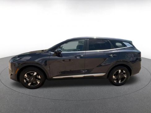 Used 2026 Kia Sportage LX FWD image 8