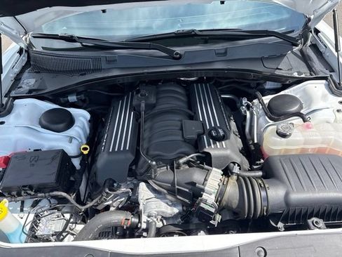 Used 2019 Dodge Charger Scat Pack w/ Dynamics Package RWD image 34