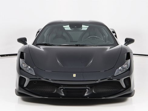 Certified 2021 Ferrari F8 Tributo RWD image 29
