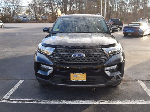 Certified 2023 Ford Explorer XLT w/ Equipment Group 202A image 2