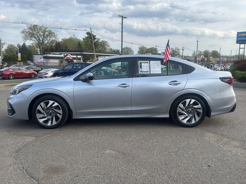 Used 2024 Subaru Legacy Limited AWD/4WD image 8