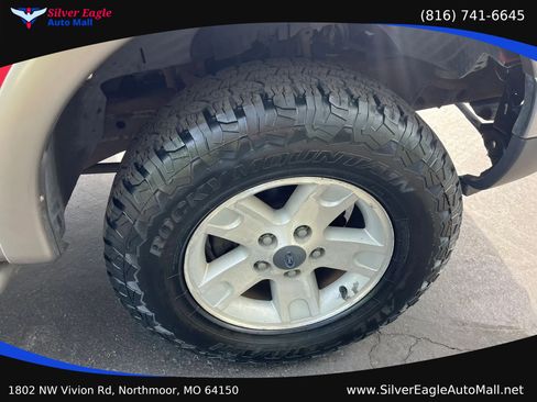 Used 2002 Ford F150 King Ranch AWD/4WD image 5