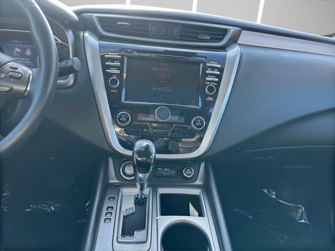 Used 2020 Nissan Murano SV w/ Premium Package image 19