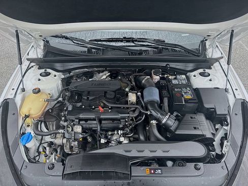 Used 2023 Kia K5 GT-Line image 33