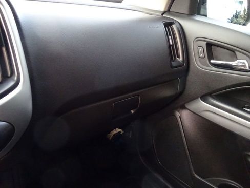 Certified 2022 Chevrolet Colorado LT w/ Fleet Safety Package image 27