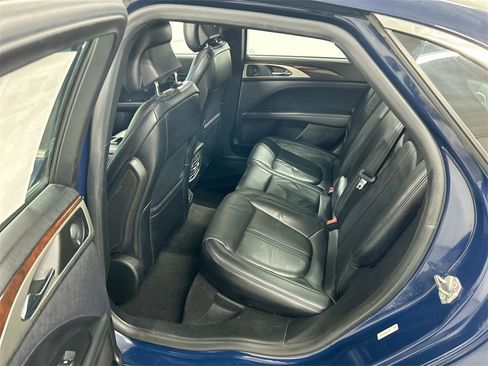 Used 2019 Lincoln MKZ Reserve image 21