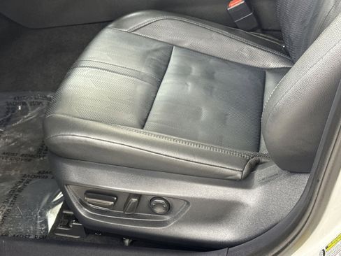 Used 2025 Toyota Camry XSE image 18