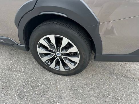 Used 2023 Subaru Outback Limited image 10