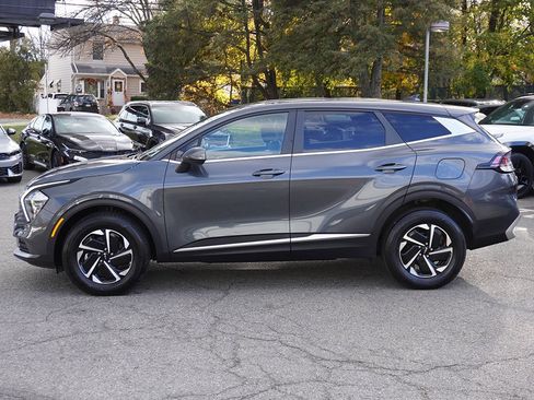 Used 2023 Kia Sportage LX image 16