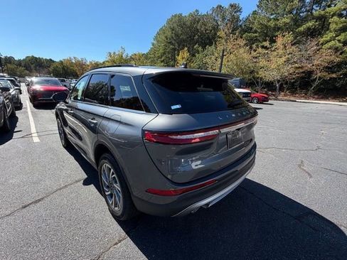 New 2026 Lincoln Corsair Premiere image 5