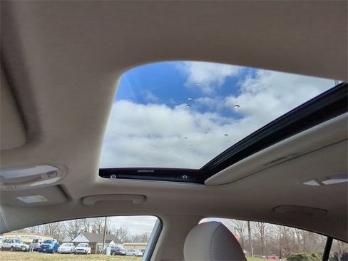 Used 2020 Hyundai Elantra Value Edition image 18