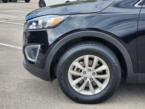Used 2018 Kia Sorento L FWD image 8